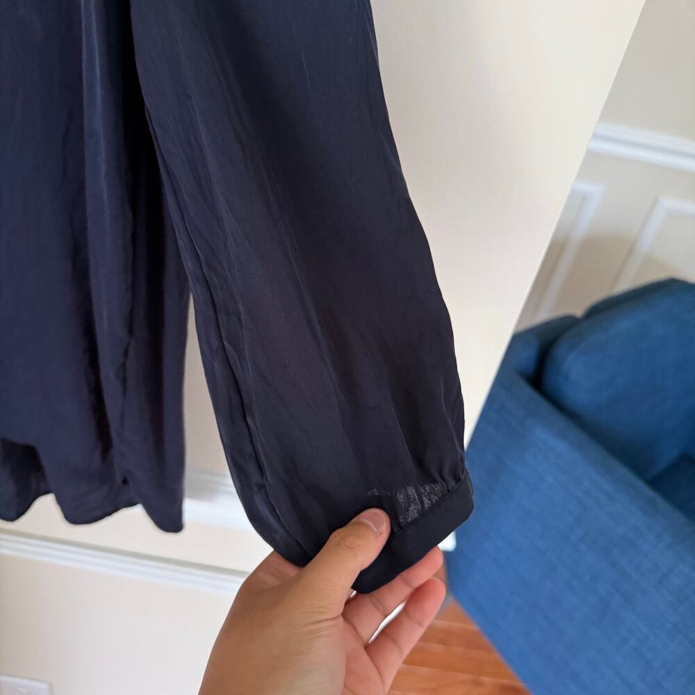 Quince | Summer Work Business Washable Stretch Silk Split Neck Blouse in Navy L - Picture 5 of 12